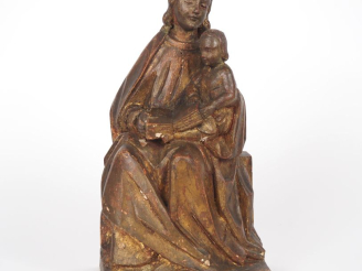 Vente aux enchères Sculpture début XXème en bois doré de style gothique "Vierge à l'enfan