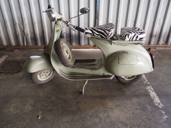 ACMA VESPA 125 N :   Numéro de série : 290.926 1ère M.E.C : 1958 Kilom