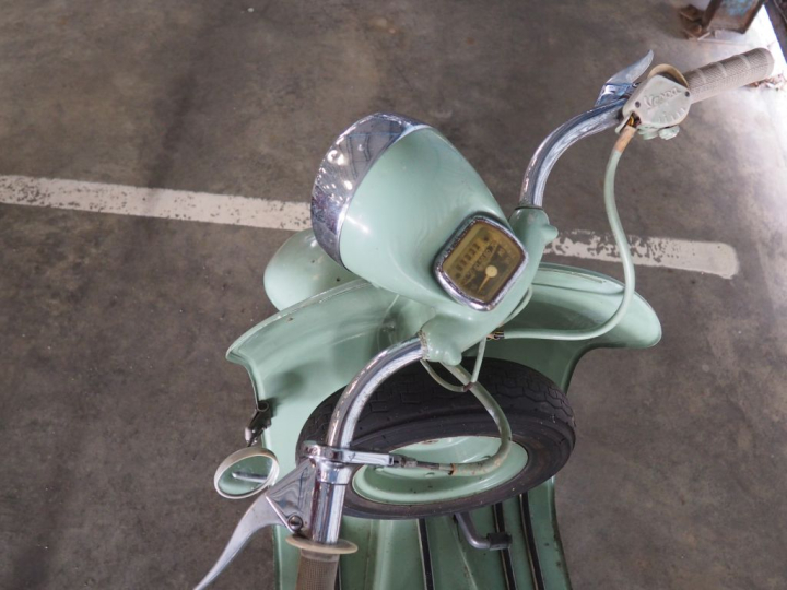 ACMA VESPA 1957   Numéro de série :234563. 1ère M.E.C : 1957. Kilométr