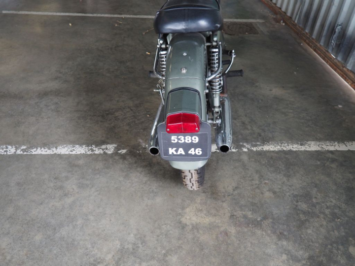 NORTON 99 DOMINATOR :  Numéro de série :7182514. Numéro de boite de vi