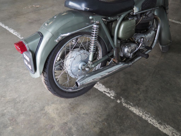 NORTON 99 DOMINATOR :  Numéro de série :7182514. Numéro de boite de vi