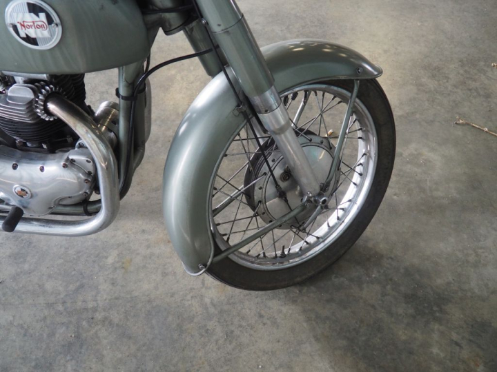 NORTON 99 DOMINATOR :  Numéro de série :7182514. Numéro de boite de vi