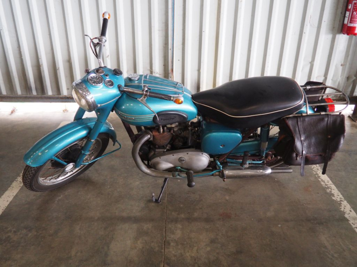 TRIUMPH SPEED :  Numéro de série : 5T81152. Numéro de boite de vitesse