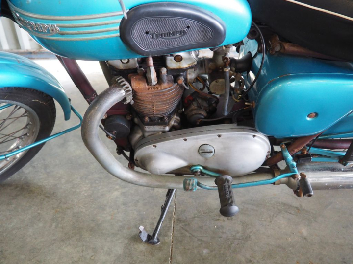 TRIUMPH SPEED :  Numéro de série : 5T81152. Numéro de boite de vitesse