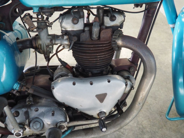 TRIUMPH SPEED :  Numéro de série : 5T81152. Numéro de boite de vitesse