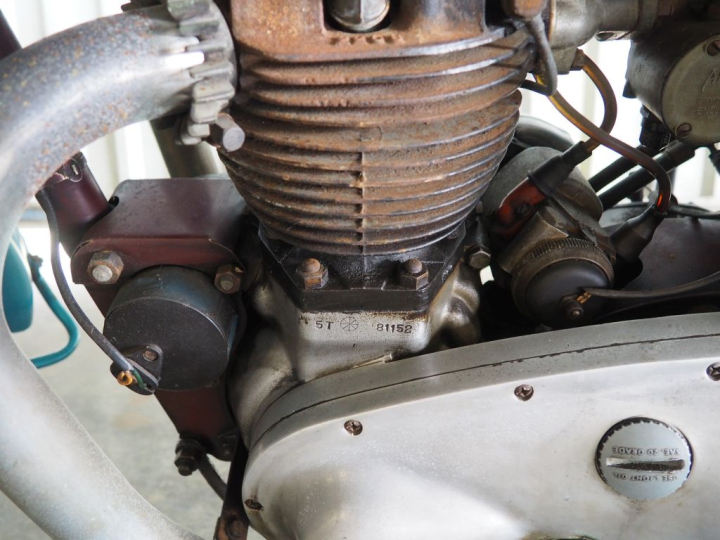 TRIUMPH SPEED :  Numéro de série : 5T81152. Numéro de boite de vitesse