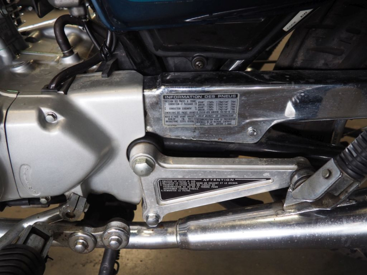 HONDA CM 125 CUSTOM:  Numéro de série :JCO55708120. 1ère M.E.C : 1996.