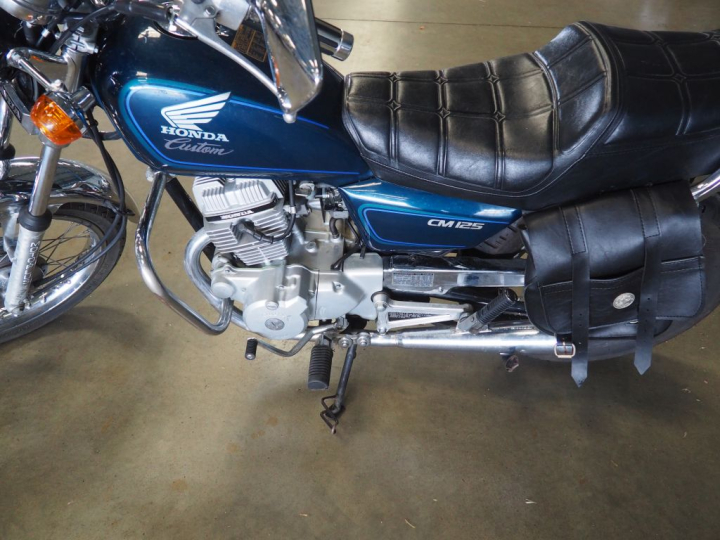 HONDA CM 125 CUSTOM:  Numéro de série :JCO55708120. 1ère M.E.C : 1996.