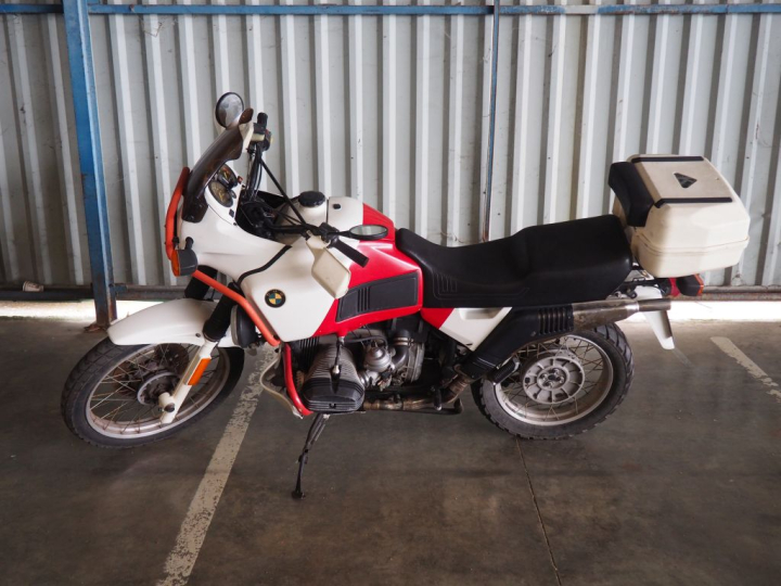 BMW  R100 GS PARIS-DAKAR :  Pas de numéro de série frappé à froid lisi