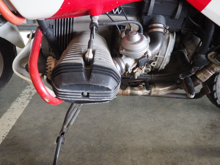 BMW  R100 GS PARIS-DAKAR :  Pas de numéro de série frappé à froid lisi