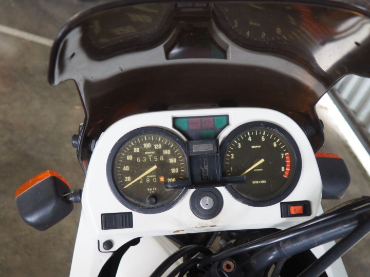 BMW  R100 GS PARIS-DAKAR :  Pas de numéro de série frappé à froid lisi