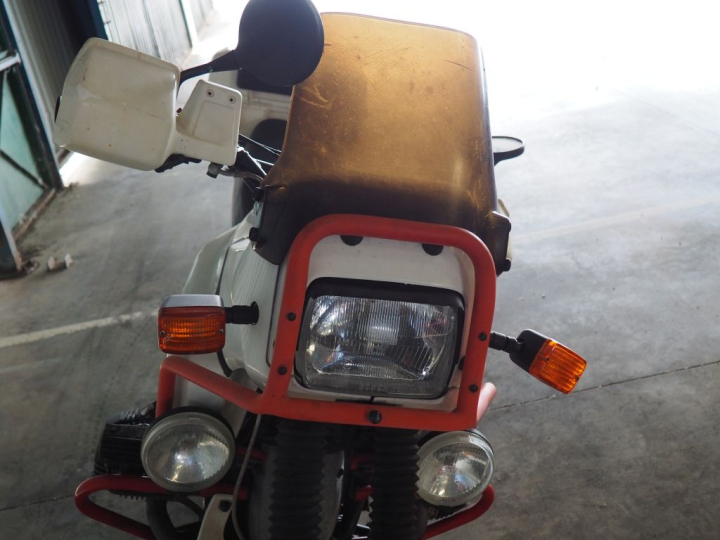BMW  R100 GS PARIS-DAKAR :  Pas de numéro de série frappé à froid lisi