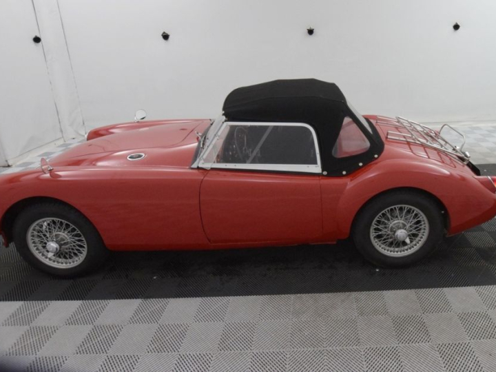 MGA 1500 mk1 ROADSTER :  Numéro de série :HD4345891. Numéro moteur :15