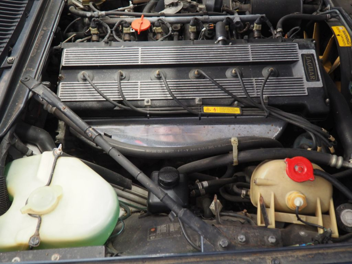 JAGUAR XJS 3.6 BVA 3 :  Numéro de série :SAJJNAEC4CA141953. 1ère M.E.C