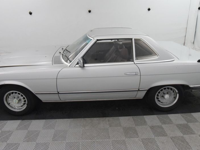 Mercedes 280 SL BVM4 :  Numéro de série 10704210001252. 1ère M.E.C : 1
