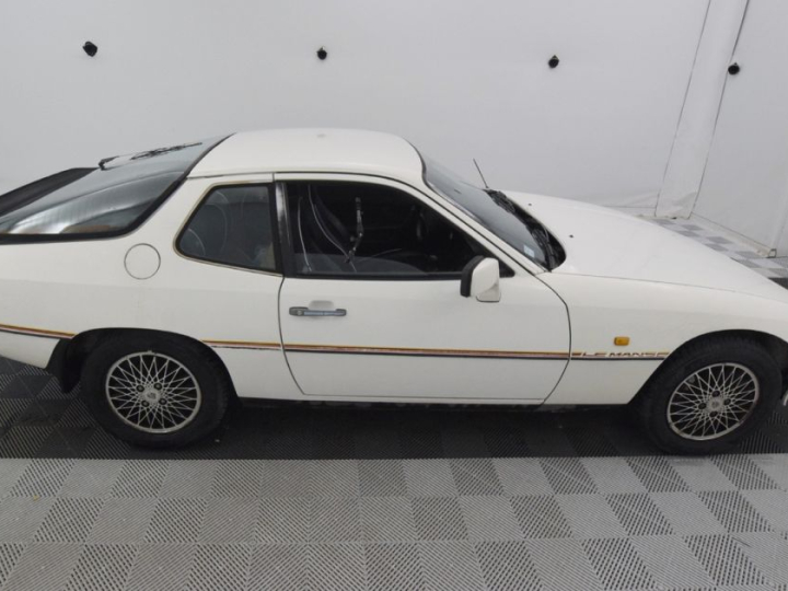 Porsche 924 LE MANS :  Origine France Sonauto. Numéro de série WPOZZZ9
