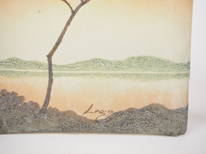 4 vases Art Nouveau en verre, deux signés Legras, un signé Benores. (p