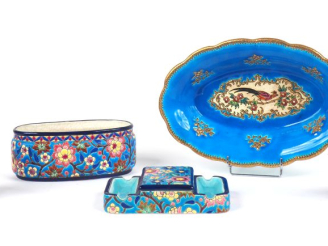 Vente aux enchères LONGWY.  Différentes pièces en émaux polychromes comprenant : un cendr
