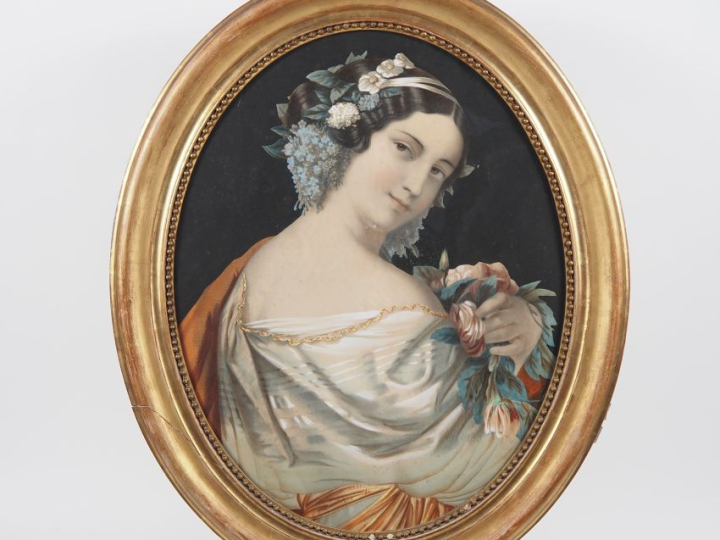 Paire de chromos Napoléon III dans des cadres en médaillon en bois dor