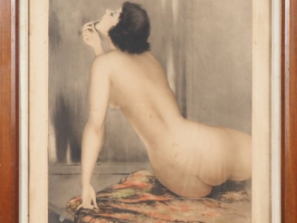 Vente aux enchères Louis ICART.  "nue de dos au rouge à lèvres" Lithographie en couleurs,