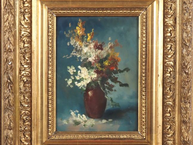 Ecole française XXème. "bouquet de fleurs dans un vase" Huile sur pann