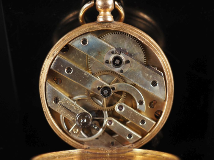 Montre de gousset Napoléon III en or jaune 750.  Cadran à chiffres rom