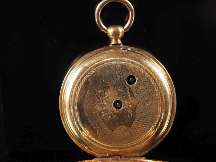 RETOURET Fct, Paris N°75206 Montre de col Napoléon III en or jaune, à 