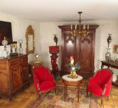 Acheter aux enchères VENTE SUR PLACE DE L'ENTIER MOBILIER GARNISSANT UNE MAISON SITUEE A REVEL