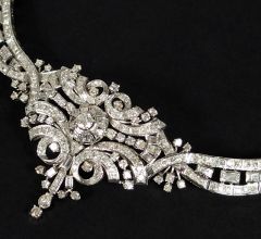 Acheter aux enchères BIJOUX, OR, NUMISMATIQUE, MONTRES, ARGENTERIE