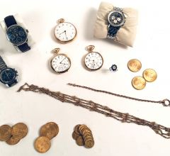 Acheter aux enchères PIECES D'OR, BIJOUX, MONTRES, DIAMANTS