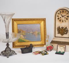Acheter aux enchères OBJETS DE VITRINE, TISSUS ANCIENS ET DENTELLES, BIJOUX FANTAISIE ET ACCESSOIRES, TABLEAUX, MOBILIER
ATTENTION VENTE à 10h et 14h