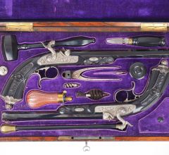 Acheter aux enchères ARMES ANCIENNES ET DE CATÉGORIE B & MILITARIA